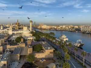 «جولة الطعام التراثية» في دبي القديمة ضمن أفضل تجارب السفر لعام 2026 بحسب تصنيف «لونلي بلانيت»