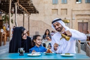 «جولة الطعام التراثية» في دبي القديمة ضمن أفضل تجارب السفر لعام 2026 بحسب تصنيف «لونلي بلانيت»
