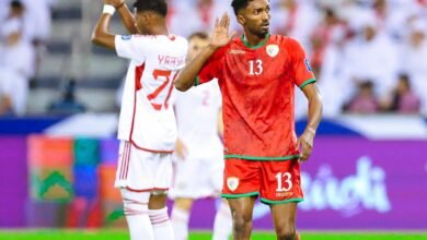 الإمارات تقلب الطاولة على عمان.. وتضع قدمًا في كأس العالم
