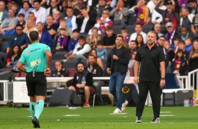 تأكد غياب فليك عن الكلاسيكو بعد رفض استئناف برشلونة
