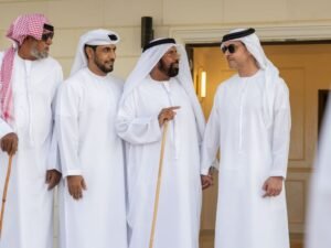 هزاع بن زايد يزور مطر حمد بن عميرة الشامسي في استراحته بمنطقة العين