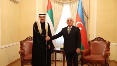 صقر غباش يبحث مع رئيس وزراء أذربيجان سبل تعزيز التعاون بين البلدين