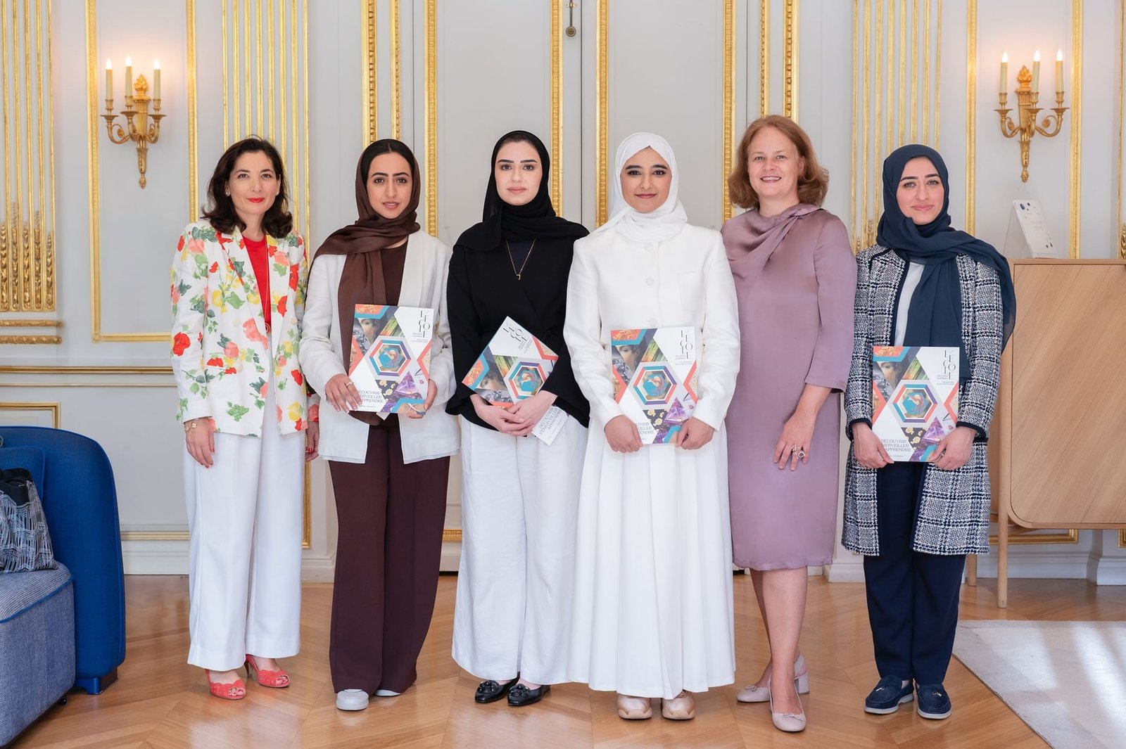 "دبي للثقافة" تختتم النسخة الثانية من برنامج "ورشة المواهب" في باريس 1 "دبي للثقافة" تختتم النسخة الثانية من برنامج "ورشة المواهب" في باريس