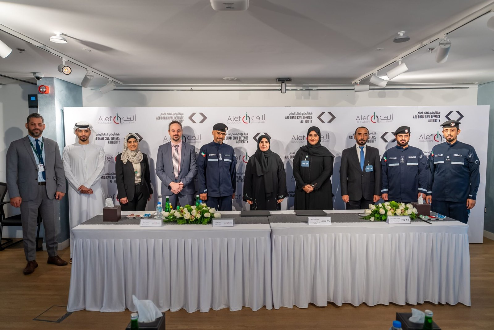 "أبوظبي للدفاع المدني" تُطلق المرحلة الثانية من مشروع "بادر" بالتعاون مع "ألف للتعليم" 1 "أبوظبي للدفاع المدني" تُطلق المرحلة الثانية من مشروع "بادر" بالتعاون مع "ألف للتعليم"