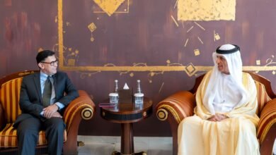سعود بن صقر يستقبل سفير كندا