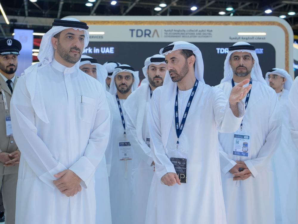 سلطان بن أحمد القاسمي يزور فعاليات معرض جيتكس العالمي 2025 1 سلطان بن أحمد القاسمي يزور فعاليات معرض جيتكس العالمي 2025