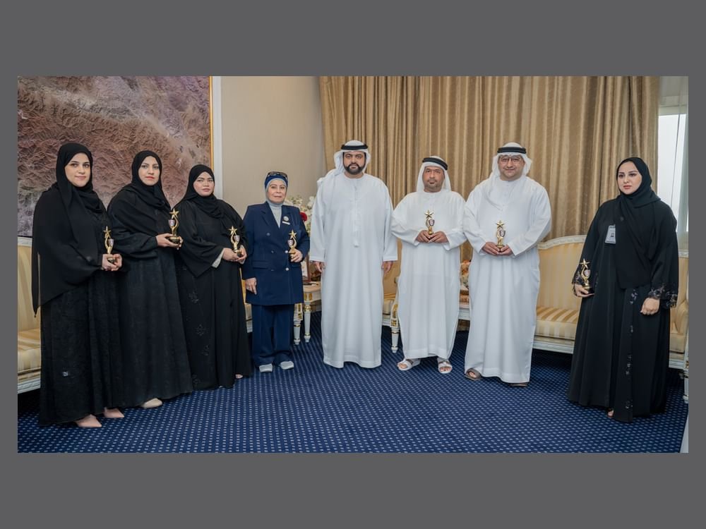 ولي عهد الفجيرة يكرّم المتميزين ضمن برنامج المتسوق السري لحكومة الفجيرة 2024 ويشيد بنتائجه