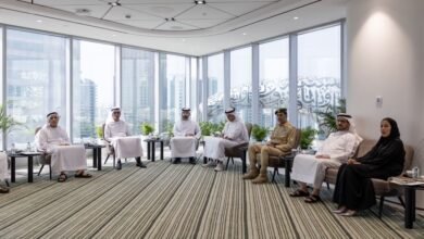 منصور بن محمد يترأس اجتماع اللجنة العليا لإدارة الطوارئ والأزمات والكوارث في دبي