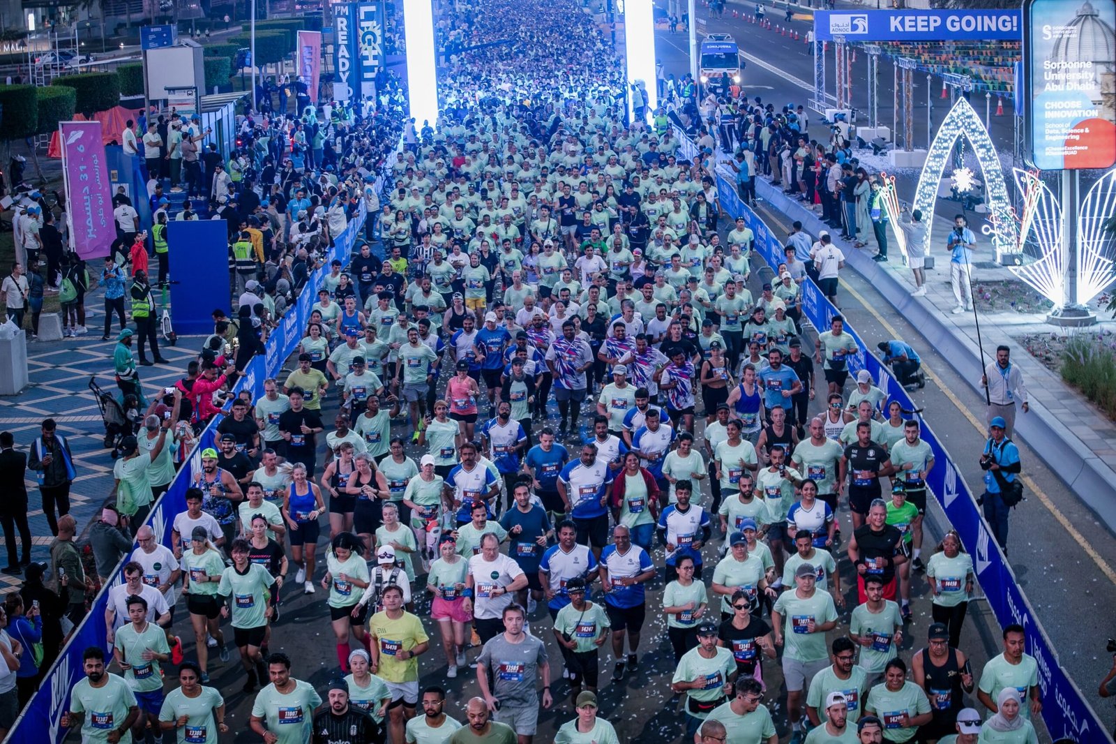 ماراثون أدنوك أبوظبي يحصد الجائزة البرونزية بقمة "ليدرز" في لندن 1 ماراثون أدنوك أبوظبي يحصد الجائزة البرونزية بقمة "ليدرز" في لندن