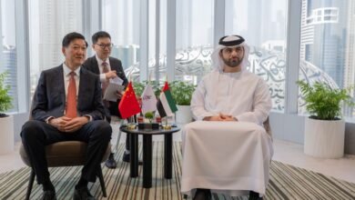 منصور بن محمد يستقبل رئيس اللجنة الأولمبية الصينية