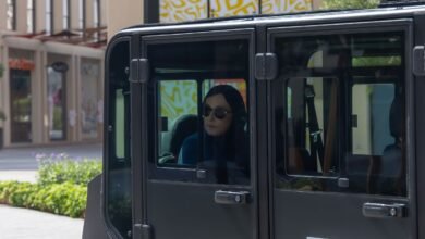 جواهر القاسمي تطلع على مشروع "الممشى" في الشارقة