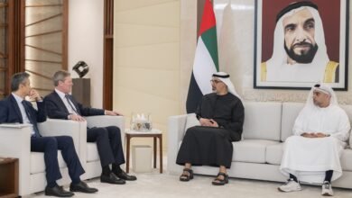 خالد بن محمد بن زايد يلتقي الرئيس التنفيذي لشركة "فيزا"