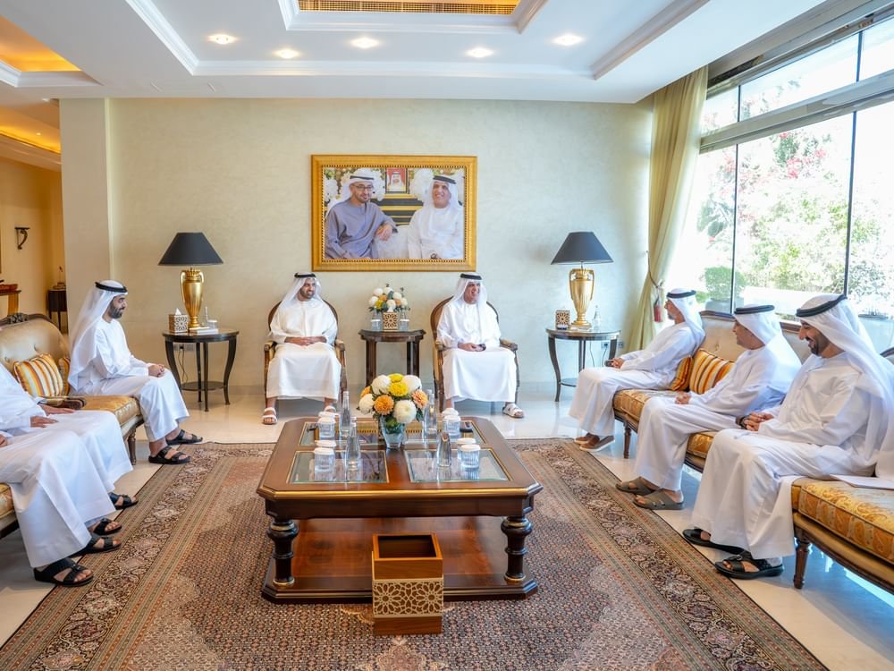 سعود بن صقر يستقبل وزير الطاقة والبنية التحتية 1 سعود بن صقر يستقبل وزير الطاقة والبنية التحتية