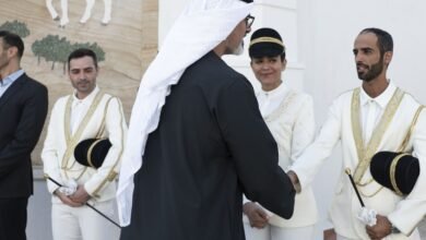 خالد بن محمد بن زايد يزور مدرسة "أبوظبي للفنون الفروسية الأميرية" في جزيرة الجبيل 5 خالد بن محمد بن زايد يزور مدرسة "أبوظبي للفنون الفروسية الأميرية" في جزيرة الجبيل