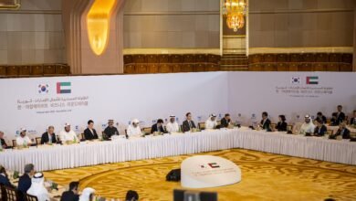 ولي عهد أبوظبي والرئيس الكوري يشهدان اجتماع الطاولة المستديرة للأعمال لتعزيز التعاون الاقتصادي بين البلدين
