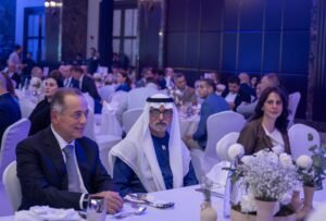 نهيان بن مبارك يحضر العشاء السنوي لمؤسسة التعاون في أبوظبي