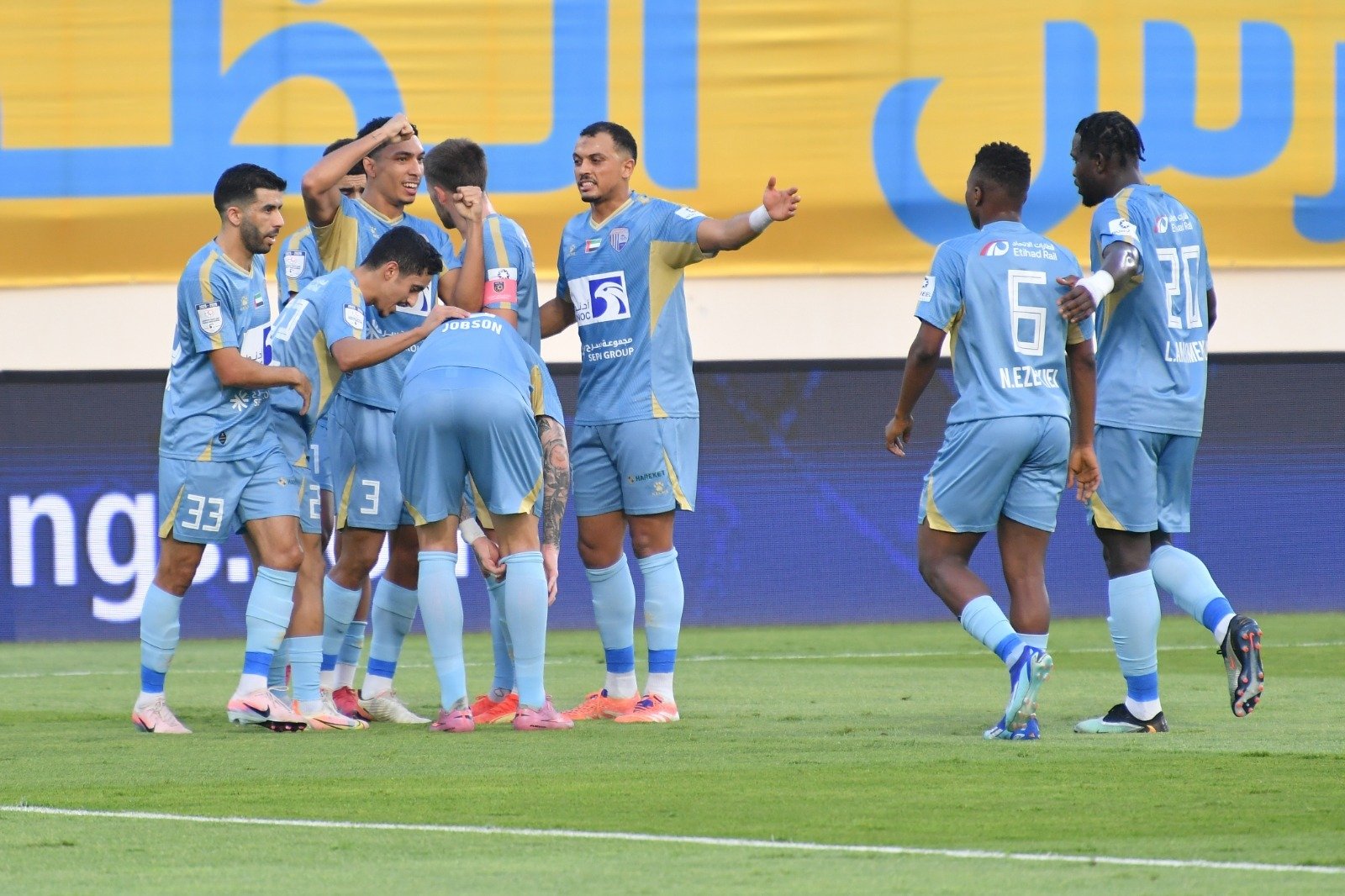 الظفرة يضرب كلباء بثلاثية نظيفة 1 الظفرة