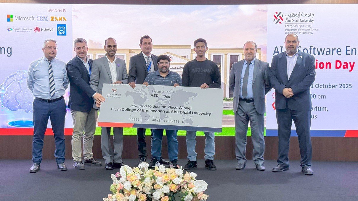 «جامعة أبوظبي» تبرز أهمية الذكاء الاصطناعي والهندسة البرمجية خلال فعالية "يوم الابتكار 5.0" 1 «جامعة أبوظبي»