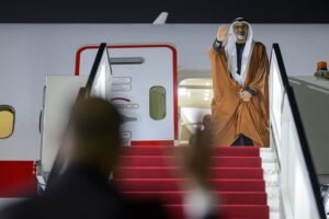 نيابة عن رئيس الدولة.. ولي عهد أبوظبي يشهد حفل الافتتاح الرسمي للمتحف المصري الكبير