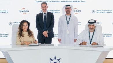 موانئ أبوظبي تبرم اتفاقية مع مجموعة "سي إم ايه سي جي إم" الفرنسية لتوسعة محطتها في ميناء خليفة