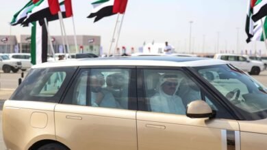 سلطان بن حمدان يشهد انطلاق منافسات جائزة زايد الكبرى لسباقات الهجن