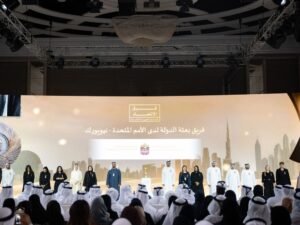 بحضور محمد بن راشد.. سيف بن زايد يكرم فرق الاتحاد المتميزة