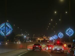 الإمارات تتلألأ احتفالا بعيد الاتحاد الـ54