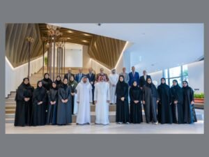 عمار بن حميد يطلع على مراحل تنفيذ الخطة التطويرية لجهاز الرقابة المالية بعجمان