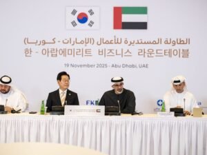 ولي عهد أبوظبي والرئيس الكوري يشهدان اجتماع الطاولة المستديرة للأعمال لتعزيز التعاون الاقتصادي بين البلدين