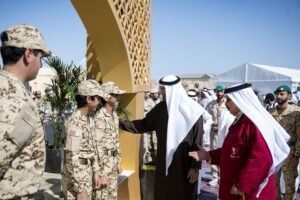 رئيس الدولة وملك البحرين يشهدان التمرين العسكري الإماراتي البحريني المشترك "ربدان - شويمان" 5 رئيس الدولة وملك البحرين يشهدان التمرين العسكري الإماراتي البحريني المشترك "ربدان - شويمان"