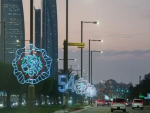 الإمارات تتلألأ احتفالا بعيد الاتحاد الـ54