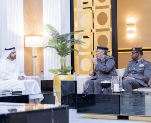 ولي عهد رأس الخيمة يستقبل مديرعام الجنسية بالإنابة