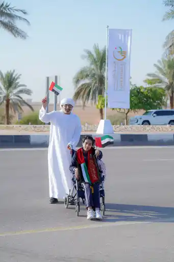 احتفاءً بعيد الاتحاد الـ54 ..«زايد لأصحاب الهمم» تنظّم «مسيرة وطن» في مدينة العين 1 زايد لأصحاب الهمم