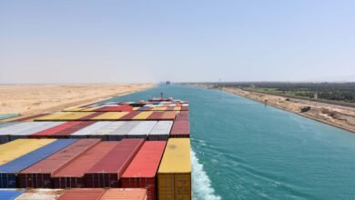 4 مليارات دولار إيرادات قناة السويس في 2024 مقارنة ب 10.2 مليار دولار في 2023 نتيجة التوترات الإقليمية