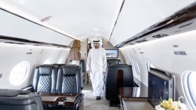 حمدان بن محمد يزور معرض دبي للطيران ويتفقّد جانباً من أحدث الطائرات المشاركة