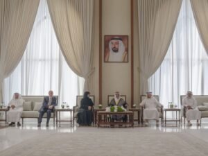 حاكم الشارقة يترأس اجتماع مجلس أمناء جامعة كلباء