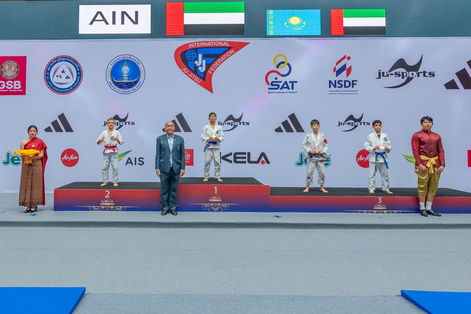 50 ميدالية منوعة للإمارات في ختام بطولة العالم للجوجيتسو للأشبال