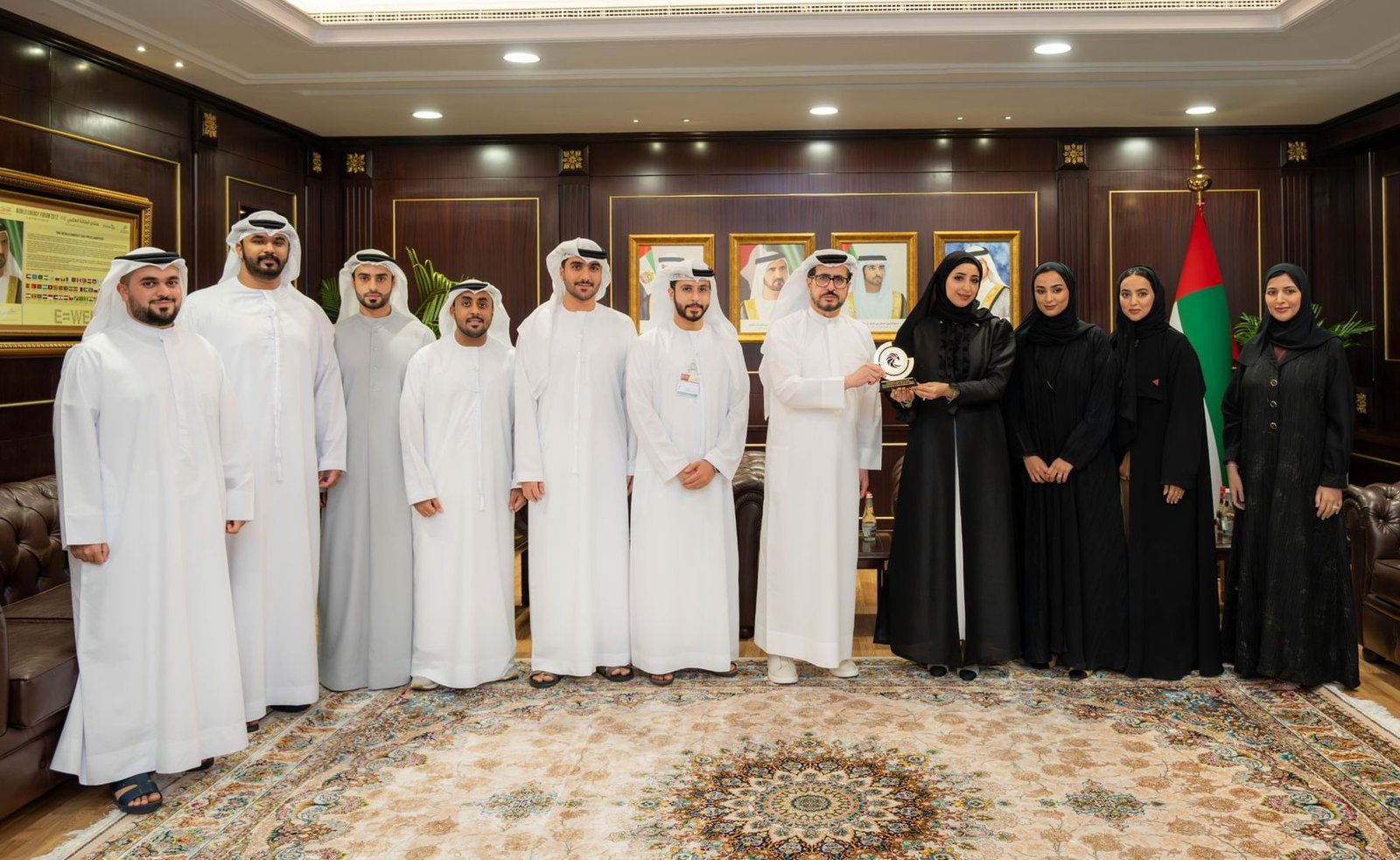 "كهرباء دبي" تحصد جائزة "أفضل جهة في العام لتمكين الشباب في القطاع العام والحكومي" 1 "كهرباء دبي" تحصد جائزة "أفضل جهة في العام لتمكين الشباب في القطاع العام والحكومي"