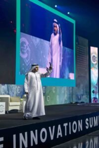 قمة المستقبل بدبي: العالم يستعد لدخول بقوة عصر الذكاء الاصطناعي التنفيذي العام المقبل