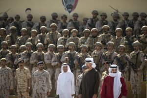 رئيس الدولة وملك البحرين يشهدان التمرين العسكري الإماراتي البحريني المشترك "ربدان - شويمان" 3 رئيس الدولة وملك البحرين يشهدان التمرين العسكري الإماراتي البحريني المشترك "ربدان - شويمان"