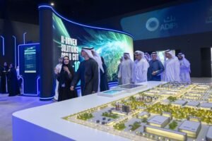 خالد بن محمد بن زايد يزور معرض ومؤتمر أبوظبي الدولي للبترول "أديبك 2025"