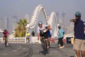 "ترايثلون دبي T100" يُختتم بنجاح قياسي عالمي 