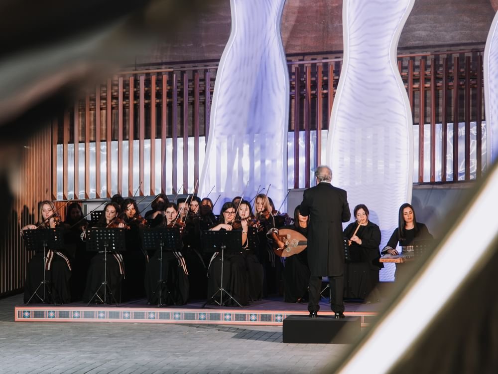 أوركسترا فردوس تشدو بأغنية "زايد وراشد" في "بيت الفن" تزامنا مع احتفالات عيد الاتحاد الـ54