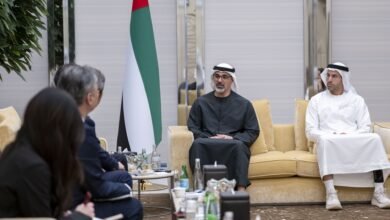 خالد بن محمد بن زايد يلتقي المدير التنفيذي لمتحف طوكيو الوطني