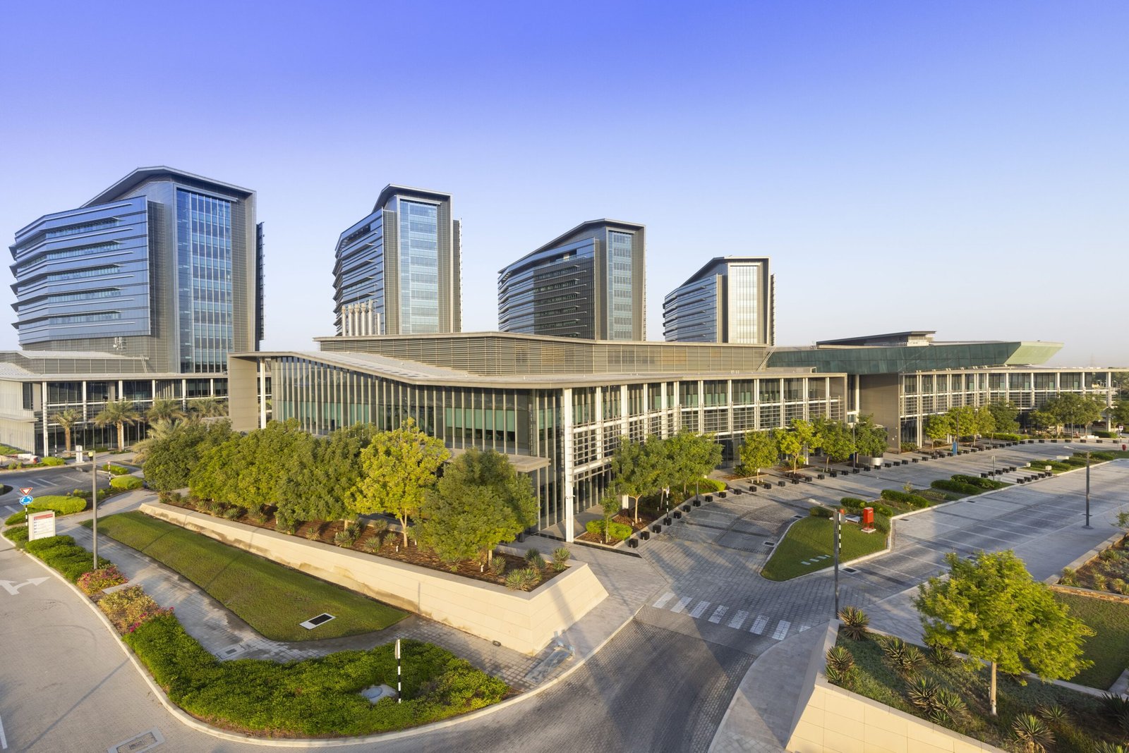 "شخبوط الطبية".. ريادة عالمية في الطب الحديث والابتكار 1 "شخبوط الطبية".. ريادة عالمية في الطب الحديث والابتكار