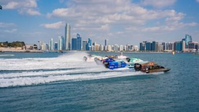 "أبوظبي للرياضات البحرية" ينظم بطولة الإمارات لزوارق "الفورمولا4"