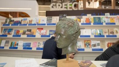 اليونان في "الشارقة الدولي للكتاب".. شراكات ثقافية مرتقبة وجسور إبداعية جديدة مع العالم العربي