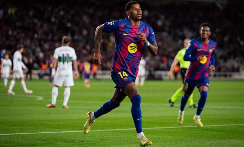 برشلونة يلاحق ريال مدريد بعبور عقبة إلتشي