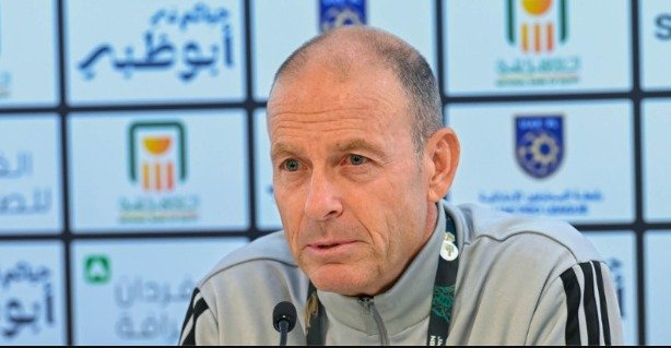 توروب: سعيد بالتواجد في الإمارات.. والدفاع القوي يصنع البطولات