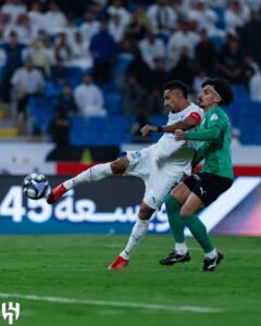 الهلال يقلب الطاولة على النجمة في الدوري السعودي